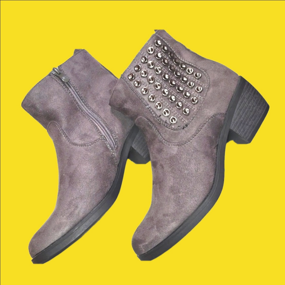New Studded GRAY BOOTS:  sz 7.5
